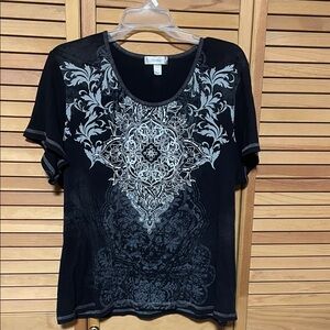 Dress Barn Black and Gray Short Sleeve Tee